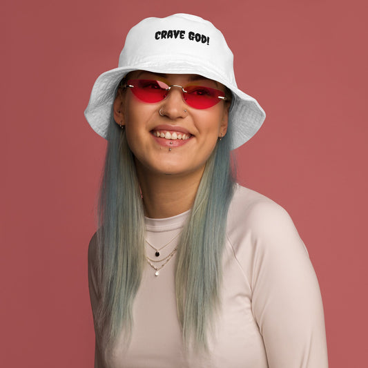 Organic bucket hat made of 100% organic cotton twill with a classic brim and high profile